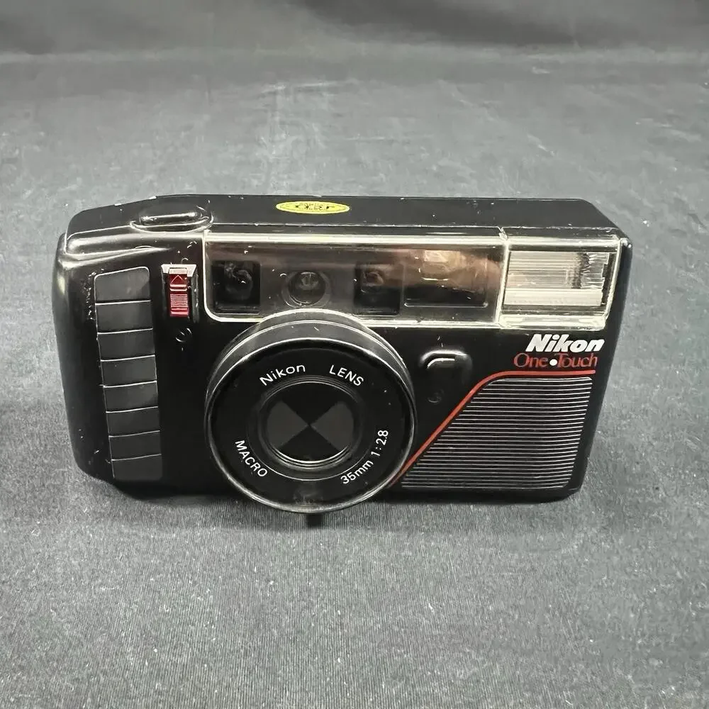 Nikon One Touch 35mm film Point & Shoot Camera 1:2.8 Lens - Bag & Manual